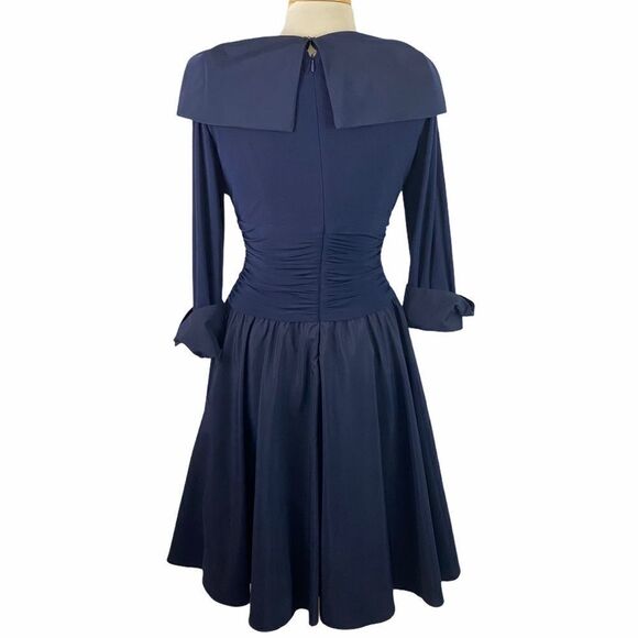ELIZA J Cuff Sleeve V Neck Ruched Waist Dress - Picture 11 of 13